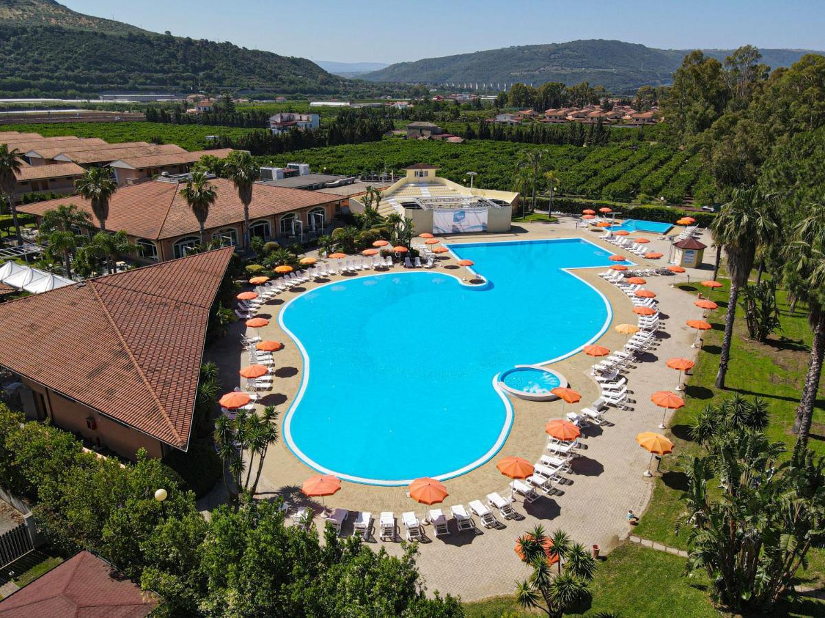 Готель Futura Club La Praya Піццо Екстер'єр фото